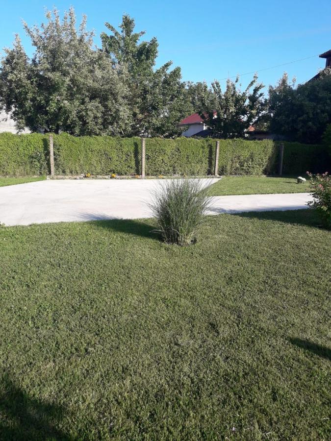 Apartman Hd Ðakovo Exterior foto